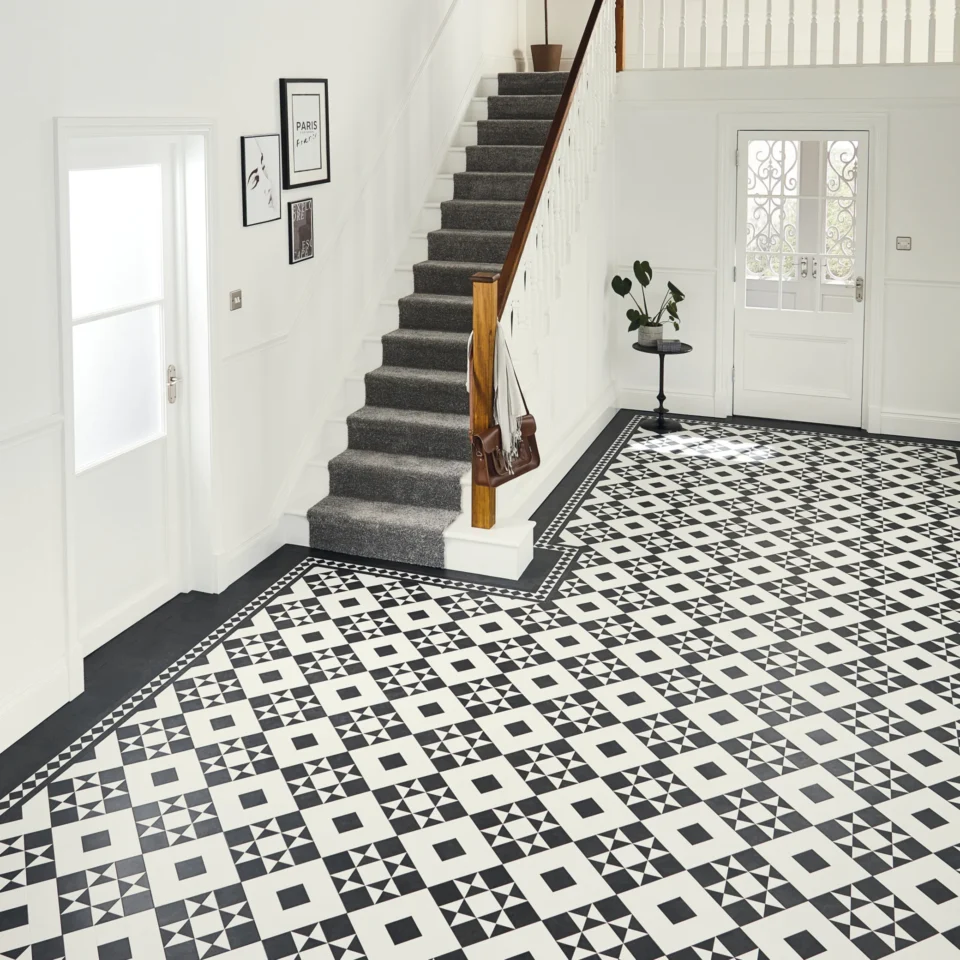 Karndean   LVT   Clif 01 Hallway