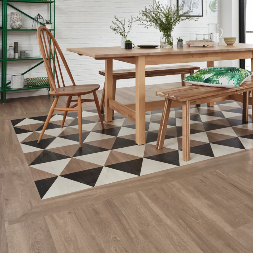 Karndean   LVT   Kal01 Pyramid Frosted Birch